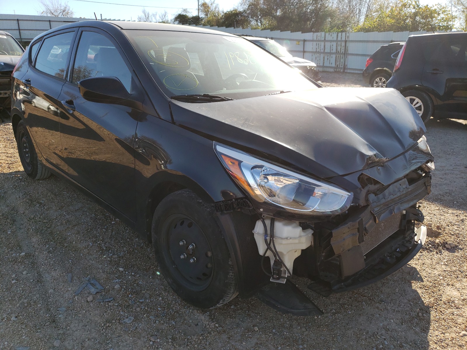 HYUNDAI ACCENT SE 2017 with VIN KMHCT5AE6HU337879 - Photo from auction