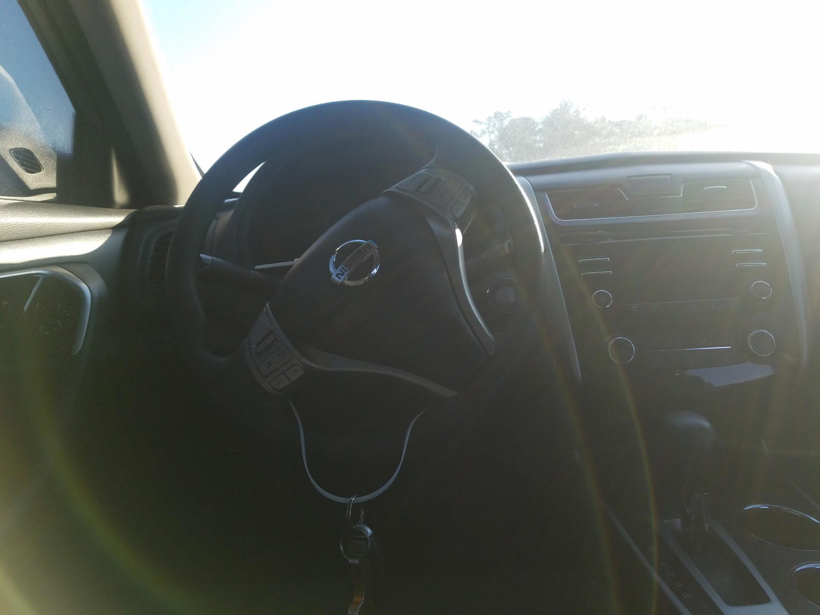 Photo 9 from auction – 2015 NISSAN ALTIMA 2.5 with VIN 1N4AL3AP1FC211231