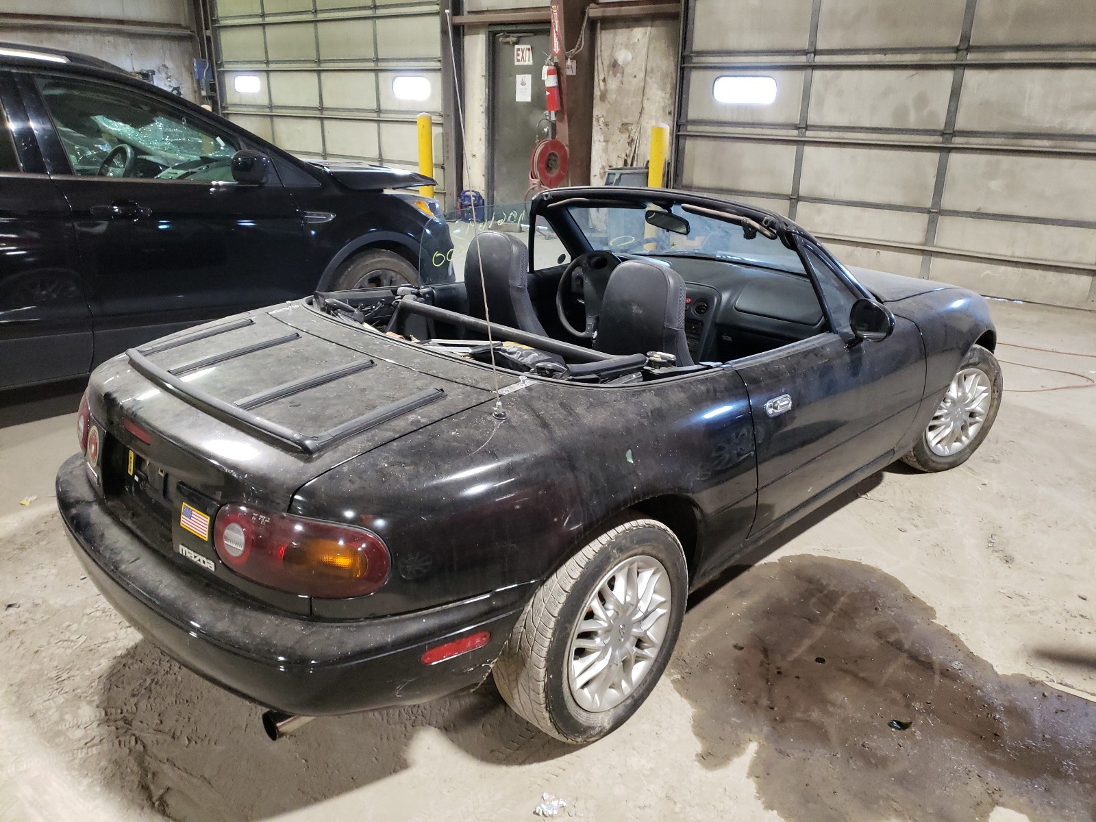 Photo 4 from auction – 1995 MAZDA MX-5 MIATA with VIN JM1NA3531S0609706