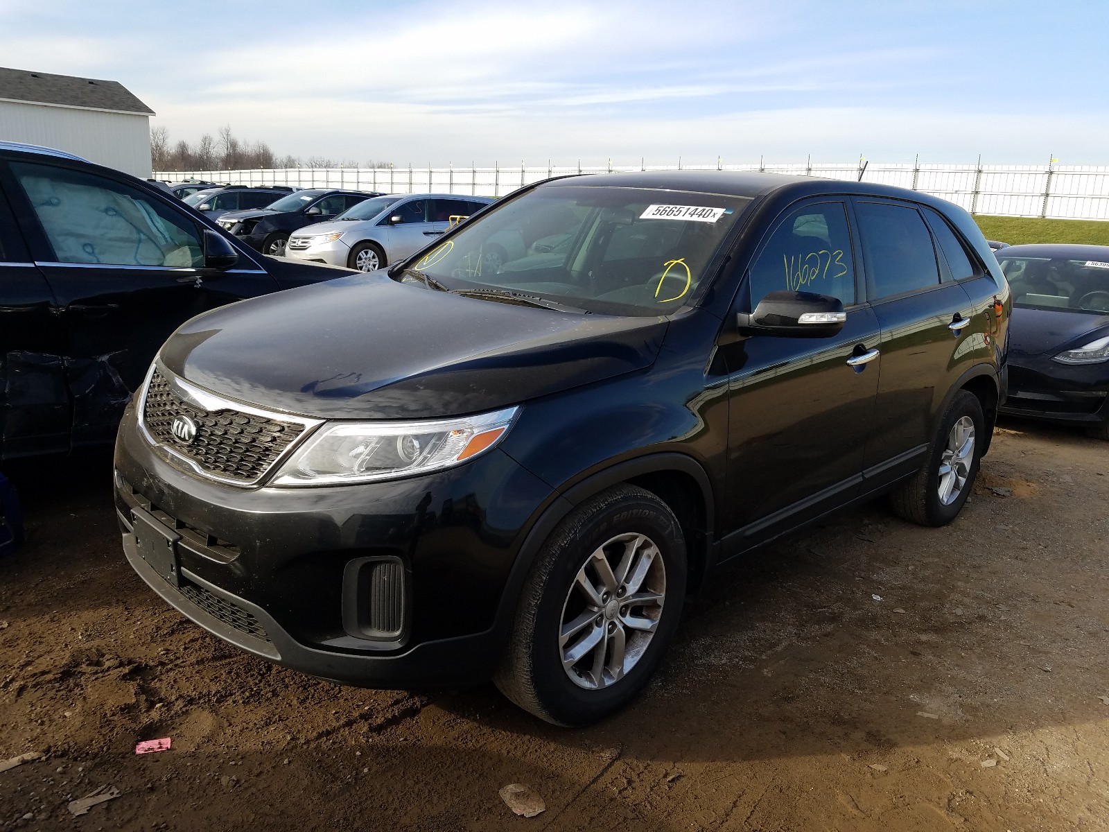 Photo 2 from auction – 2014 KIA SORENTO LX with VIN 5XYKT3A66EG533864
