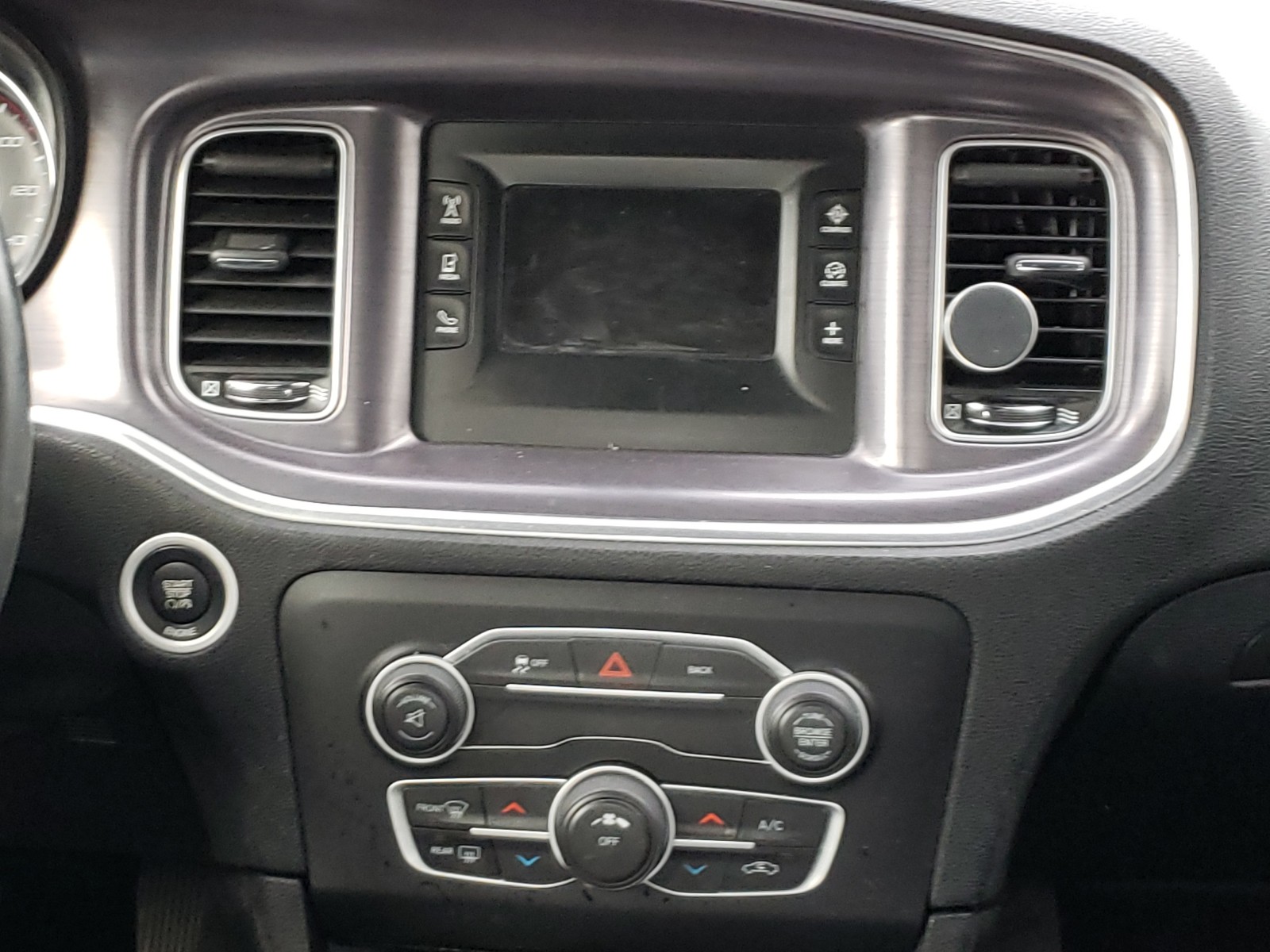 Zdjęcie 10 z aukcji – 2015 DODGE CHARGER SE z VIN 2C3CDXBG3FH724794
