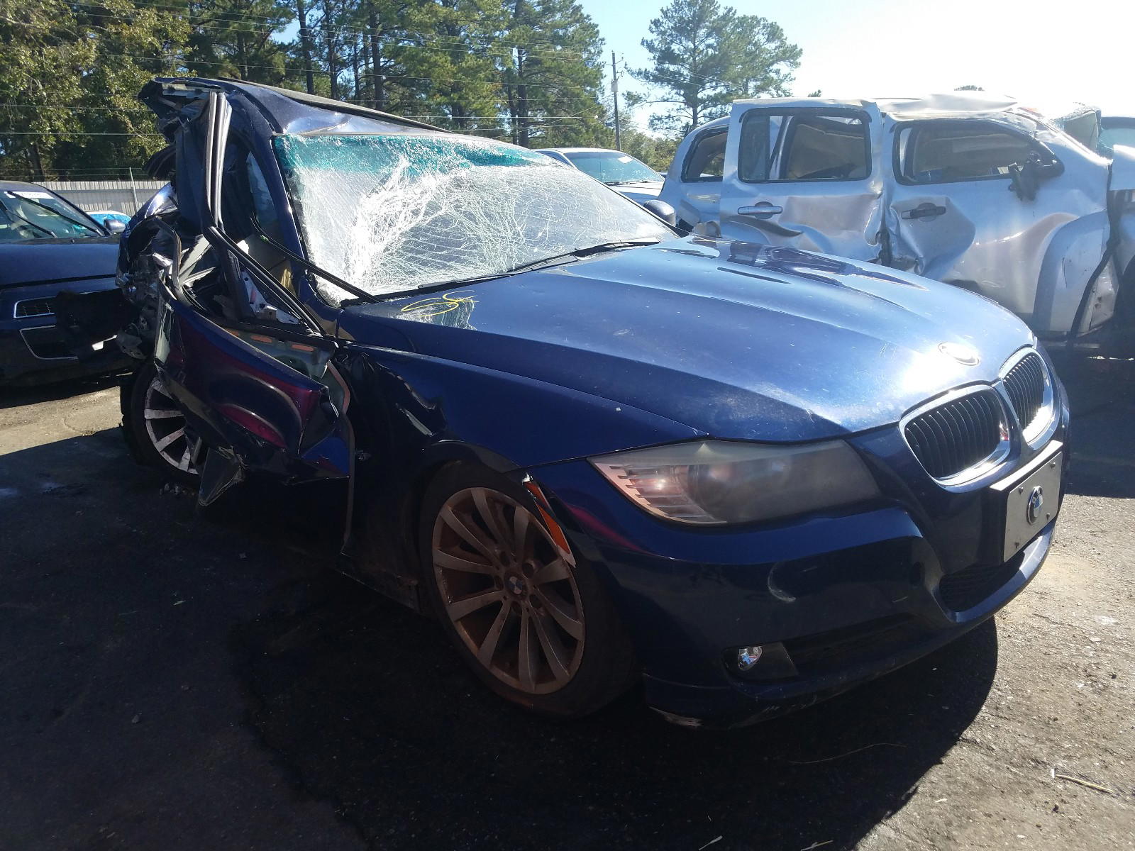 BMW 328 I 2011 with VIN WBAPH7C51BE678539 - Photo from auction
