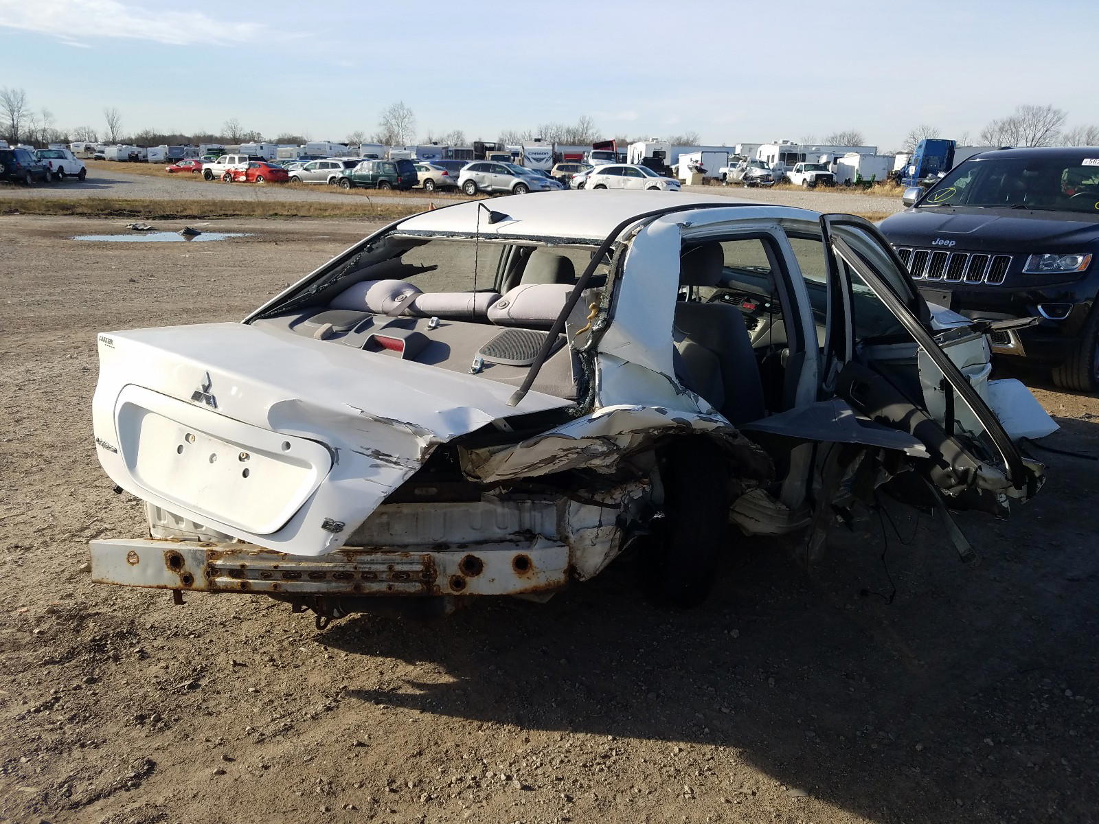Photo 4 from auction – 2004 MITSUBISHI LANCER with VIN JA3AJ26E14U045400