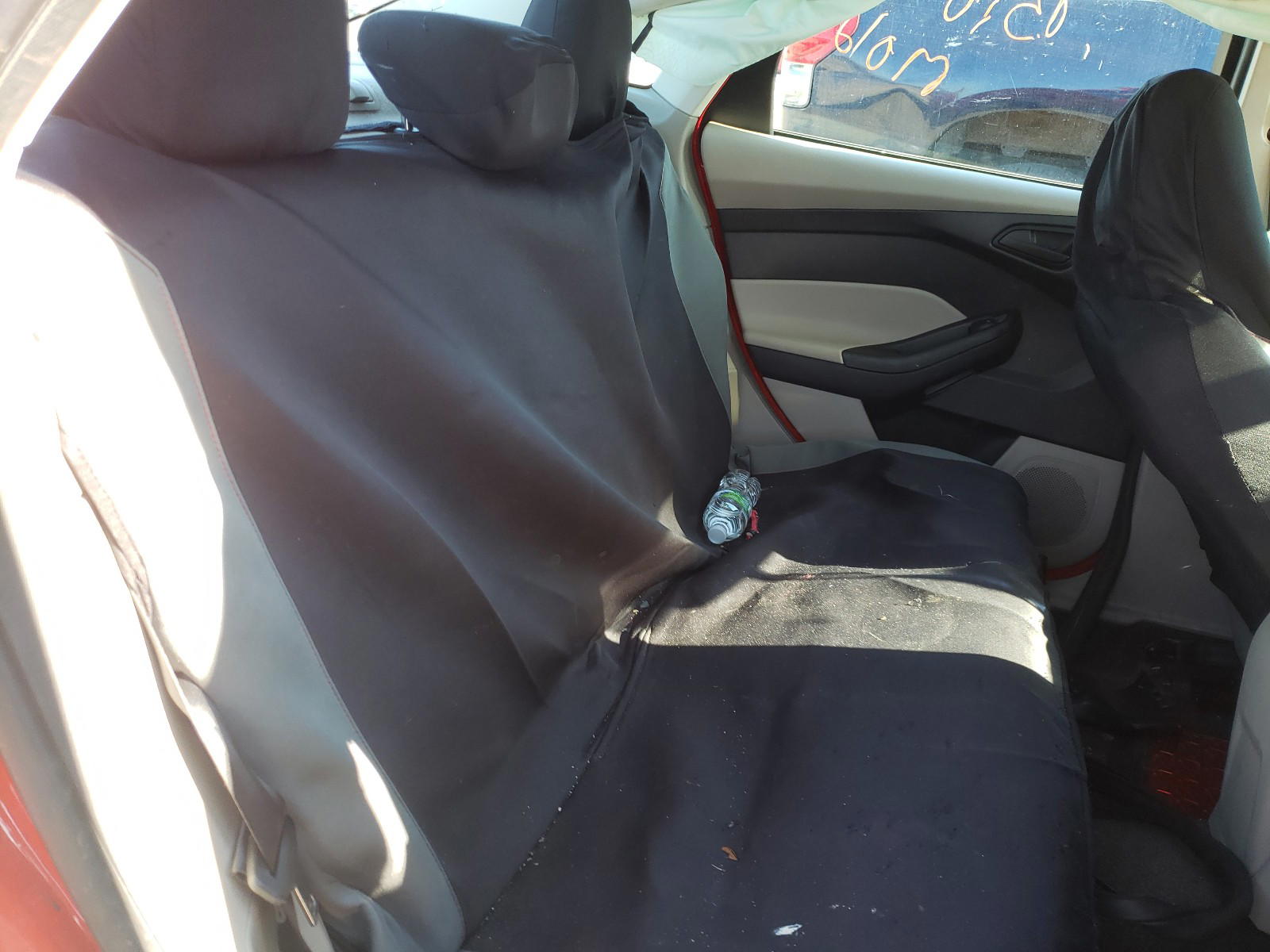 Photo 6 from auction – 2012 FORD FOCUS SE with VIN 1FAHP3F22CL239275