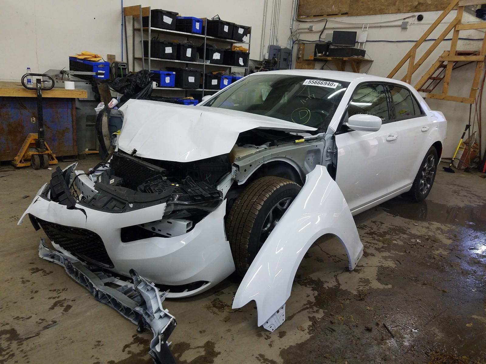 Photo 2 from auction – 2017 CHRYSLER 300 S with VIN 2C3CCAGG2HH534562