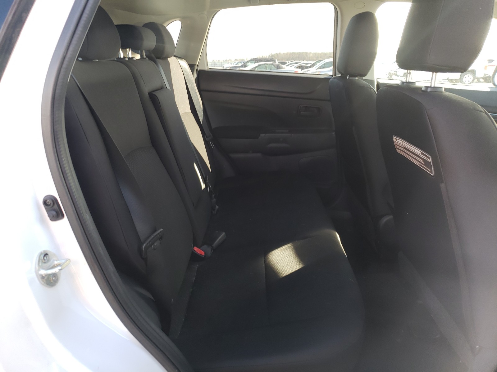 Фото 6 с аукциона – 2015 MITSUBISHI OUTLANDER с VIN 4A4AP3AU3FE008357
