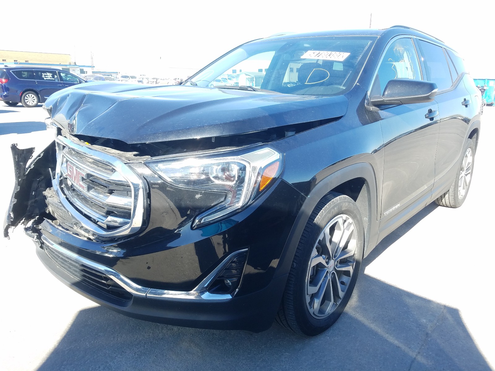 Photo 2 from auction – 2019 GMC TERRAIN SL with VIN 3GKALPEV8KL194800