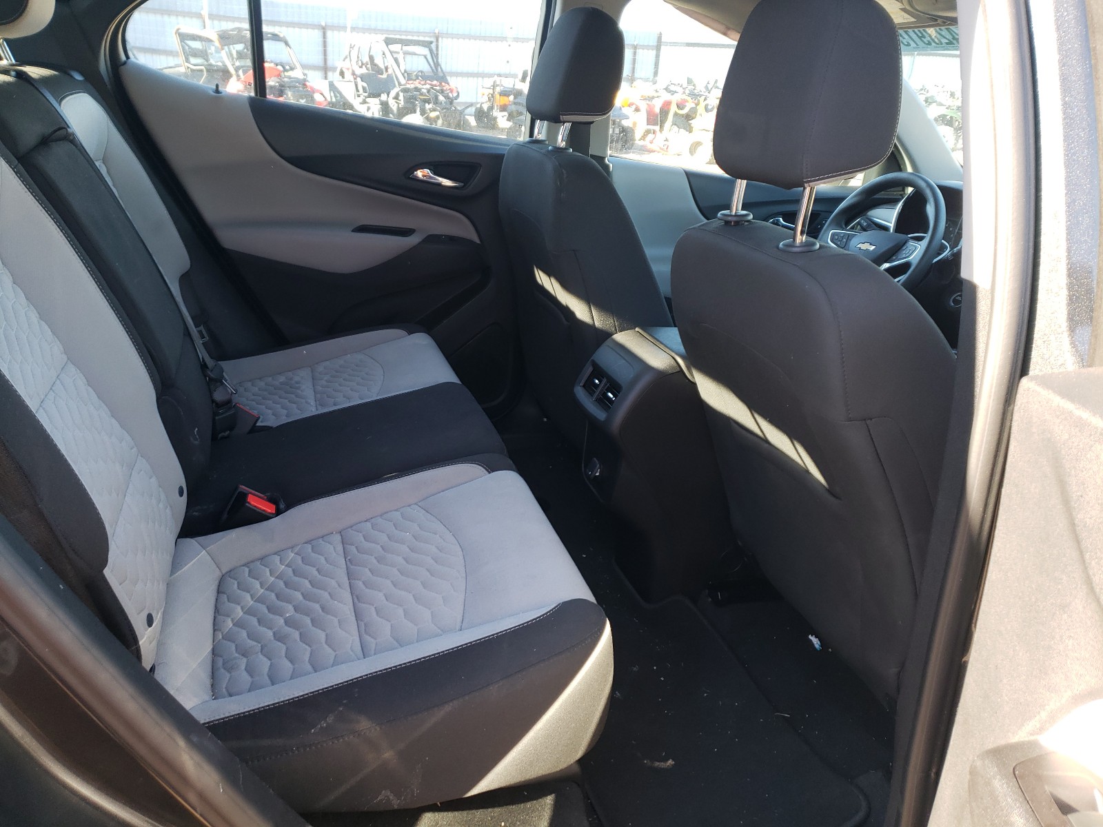 Photo 6 from auction – 2018 CHEVROLET EQUINOX LS with VIN 2GNAXHEV6J6103815