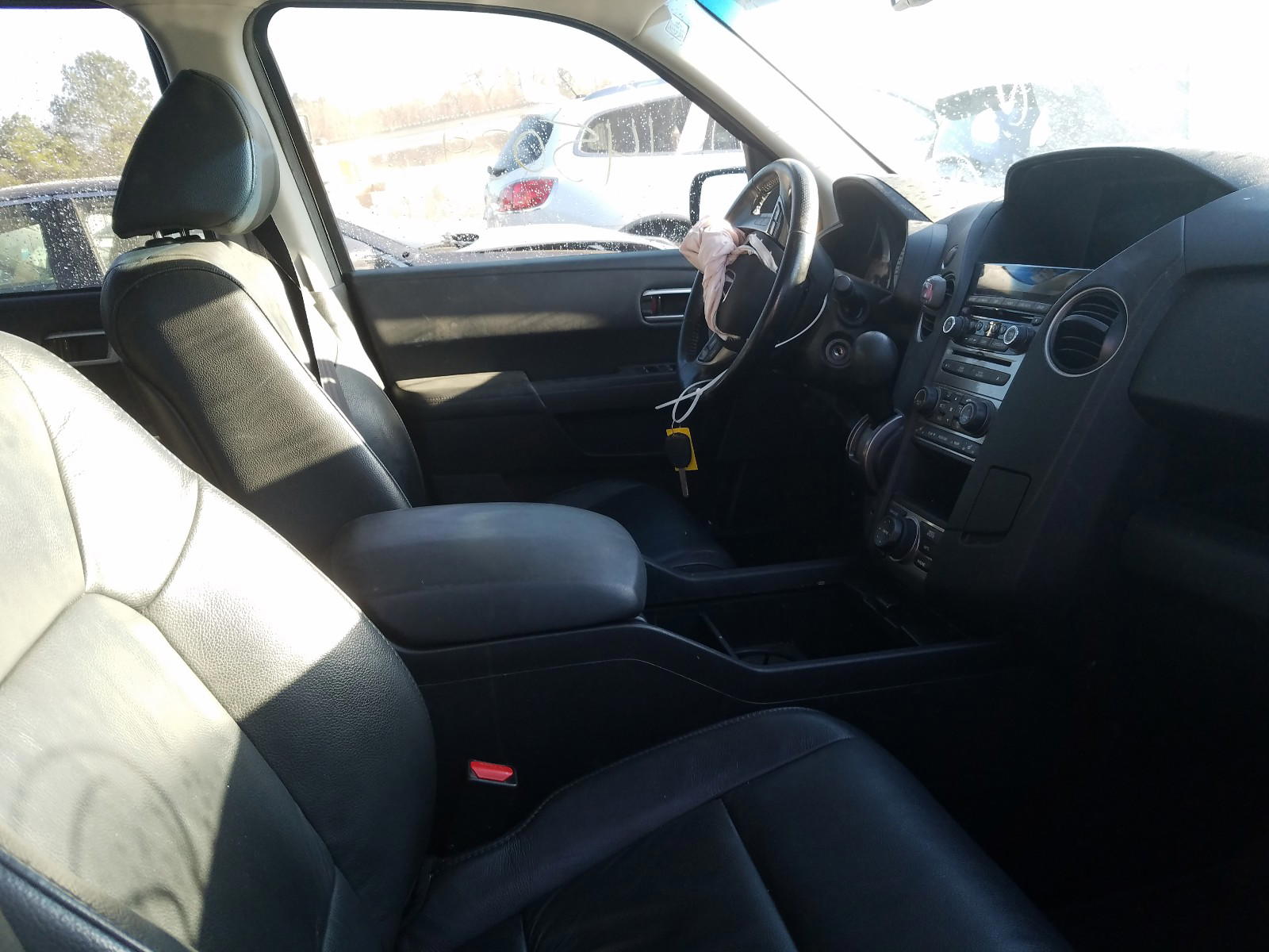 Photo 5 from auction – 2014 HONDA PILOT TOUR with VIN 5FNYF3H92EB026436