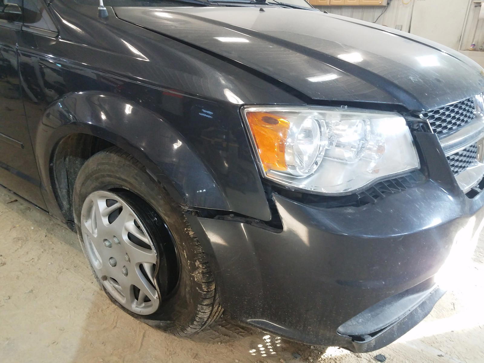 Photo 9 from auction – 2013 DODGE GRAND CARA with VIN 2C4RDGBG2DR807050