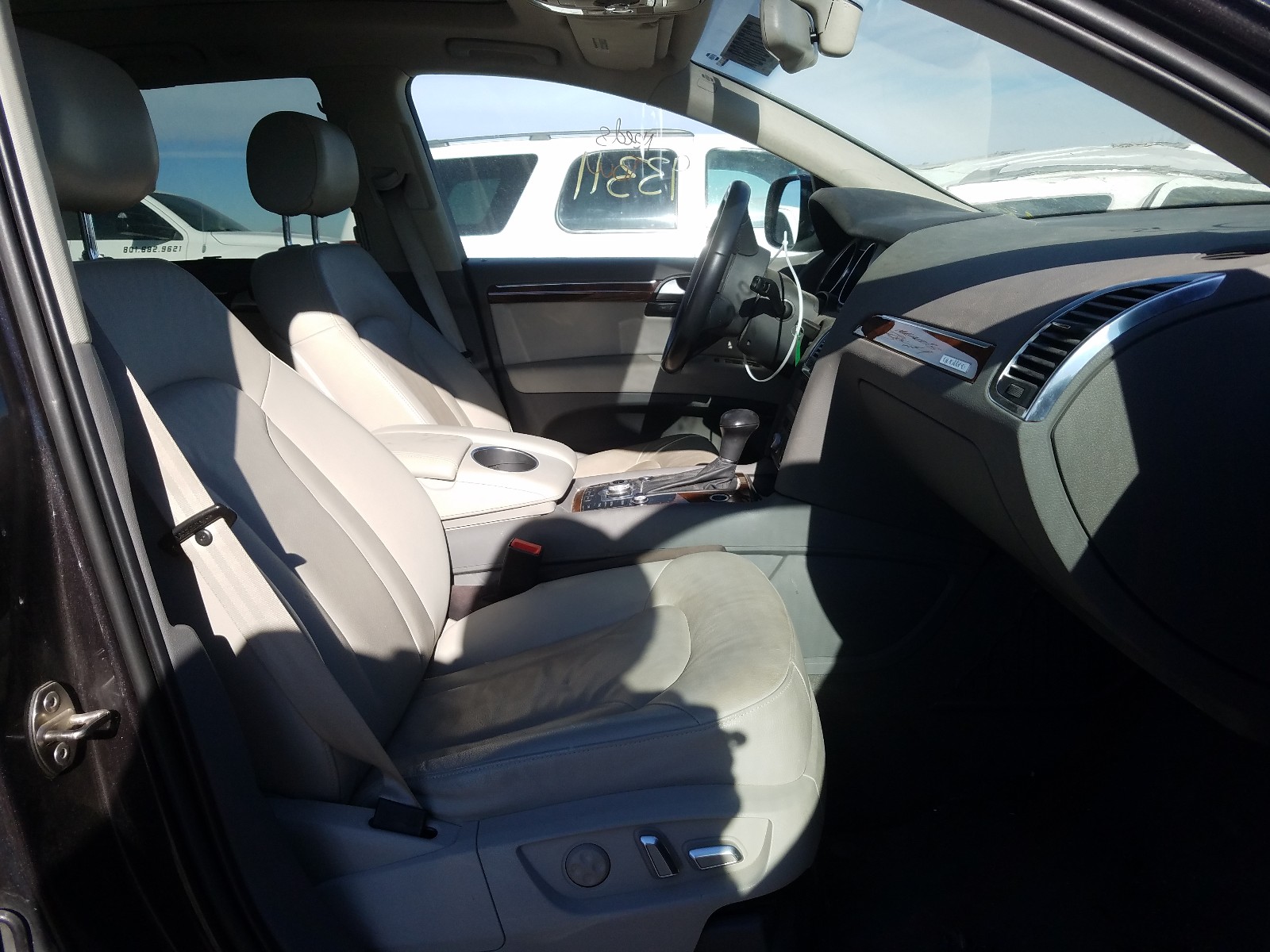 Photo 5 from auction – 2015 AUDI Q7 TDI PRE with VIN WA1LMAFE4FD018006