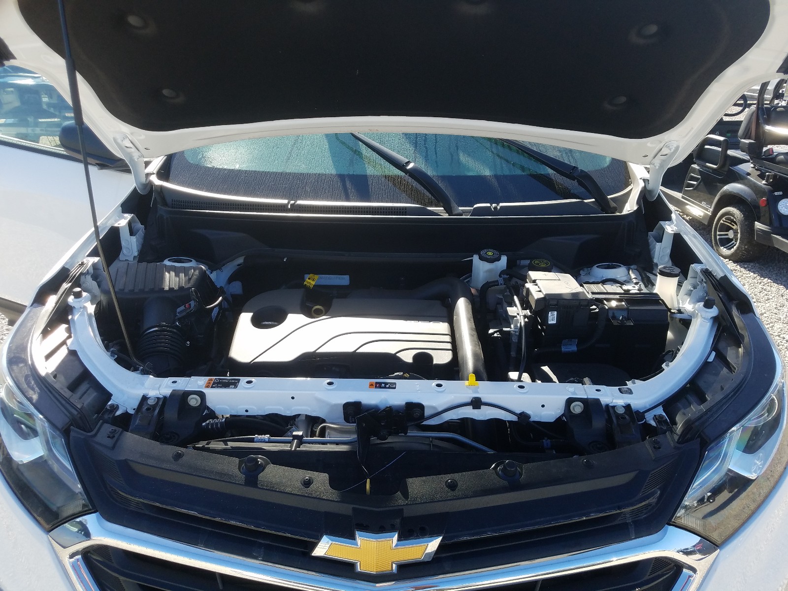Photo 7 from auction – 2020 CHEVROLET EQUINOX LS with VIN 2GNAXSEV6L6189028