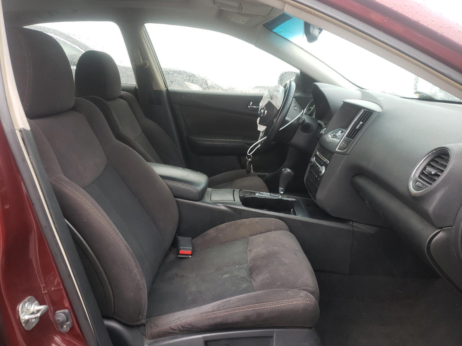 Photo 5 from auction – 2012 NISSAN MAXIMA S with VIN 1N4AA5AP2CC816663