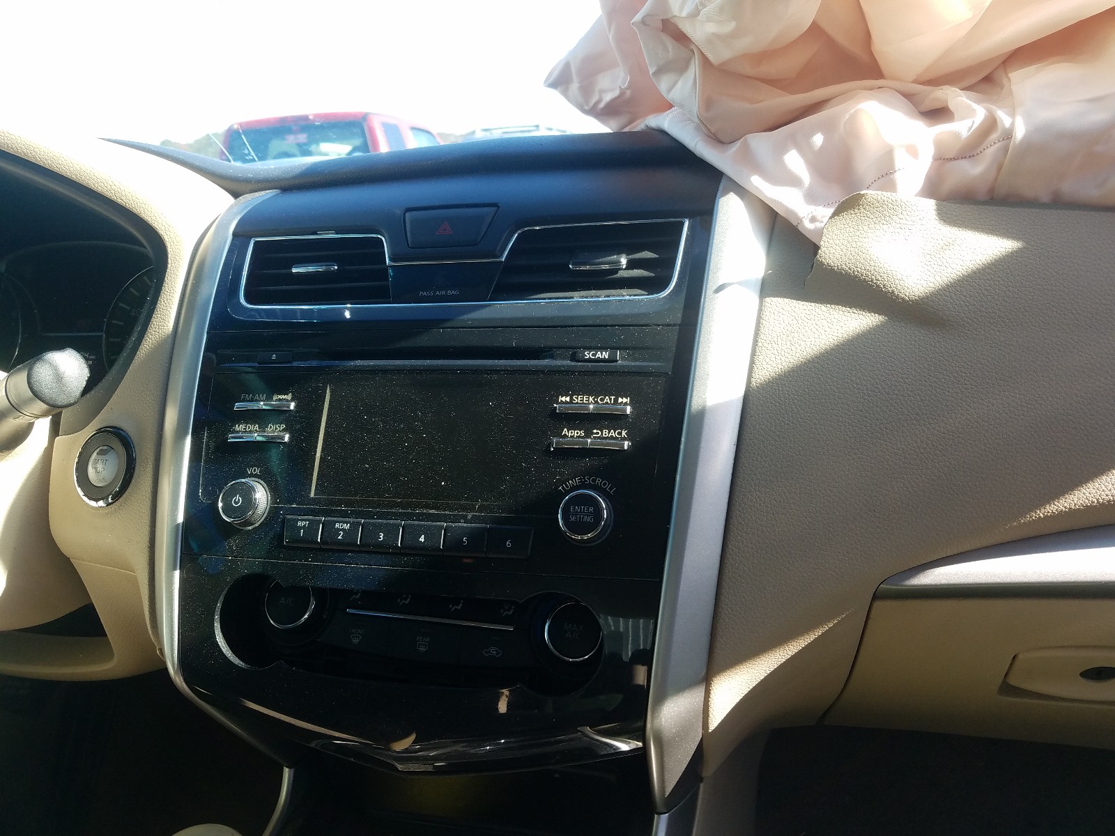 Photo 9 from auction – 2014 NISSAN ALTIMA 2.5 with VIN 1N4AL3AP9EN261409