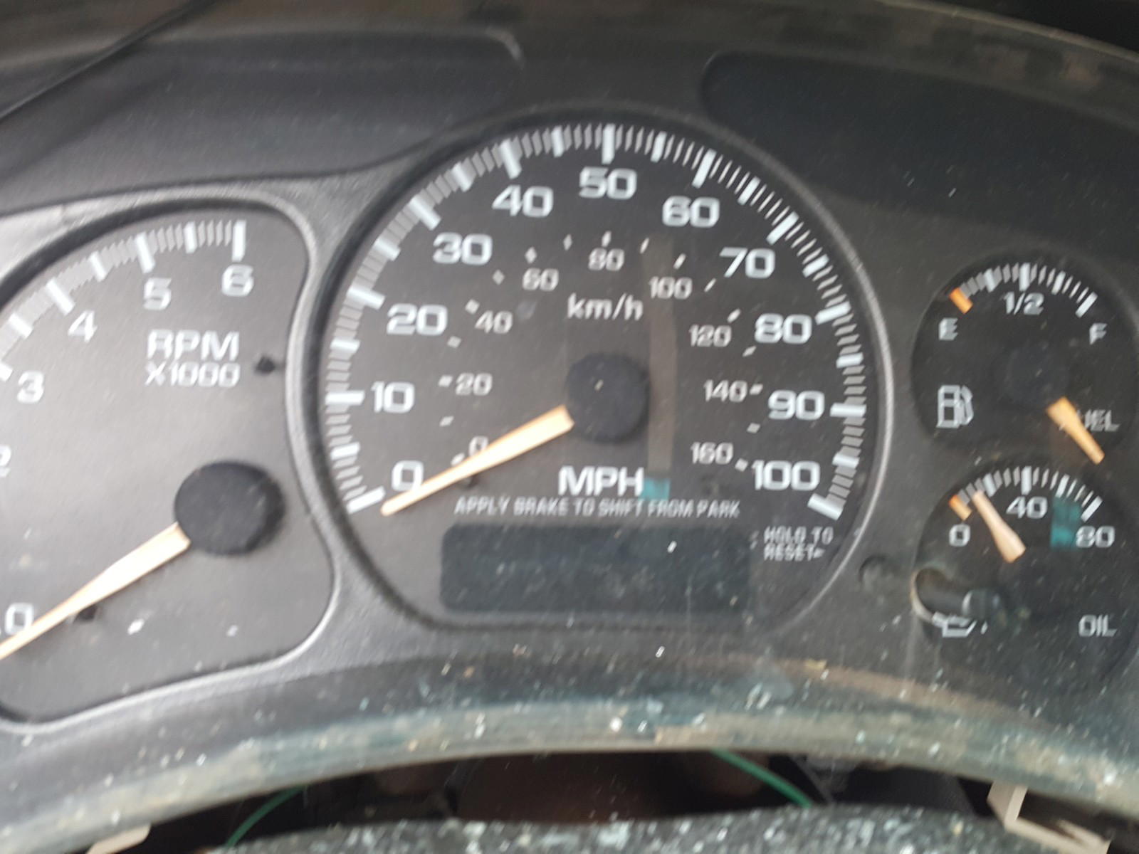 Photo 8 from auction – 2002 CHEVROLET SILVERADO with VIN 1GCHK29UX2E149066