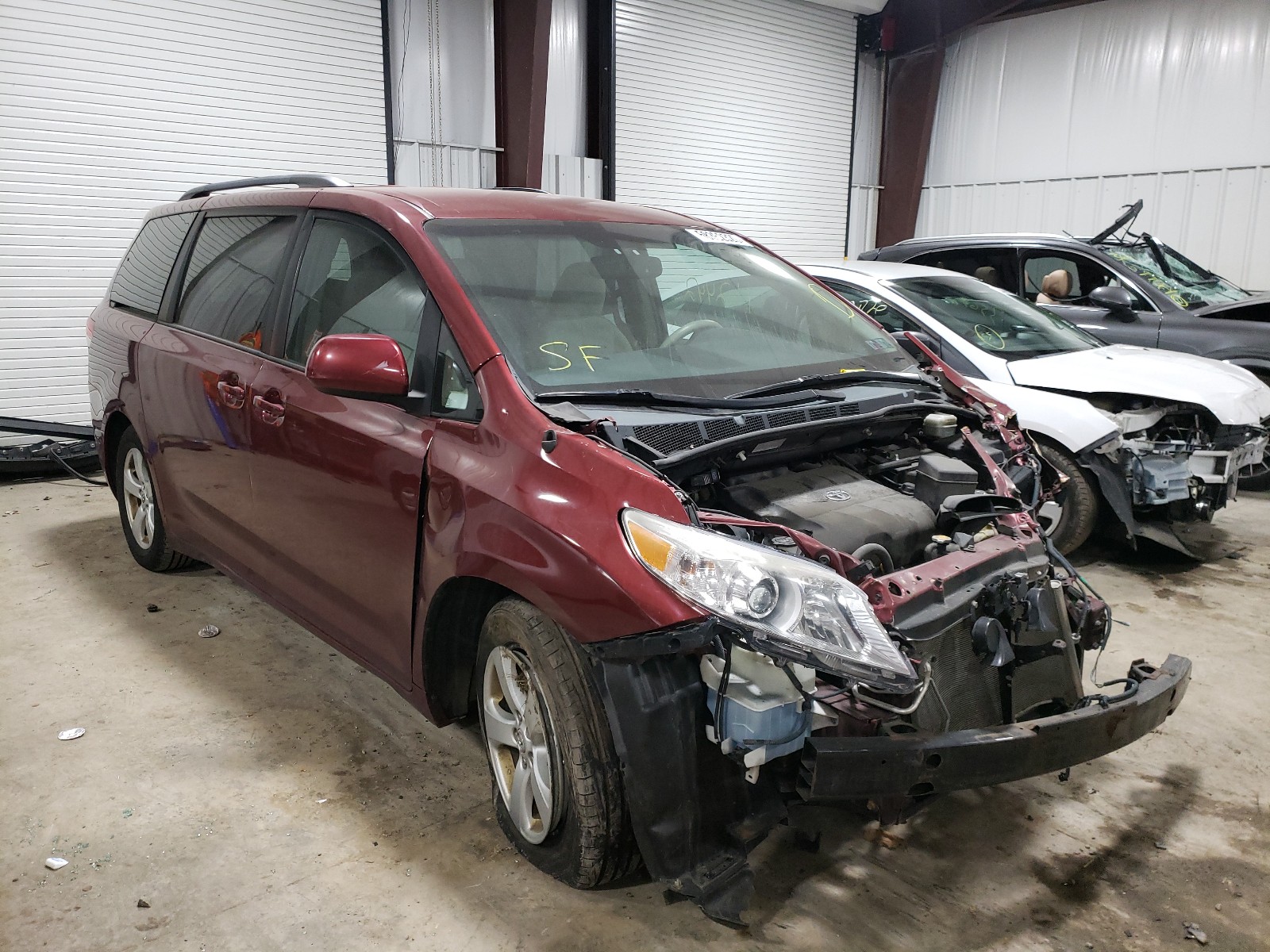 Photo 1 from auction – 2011 TOYOTA SIENNA LE with VIN 5TDKK3DC1BS053525