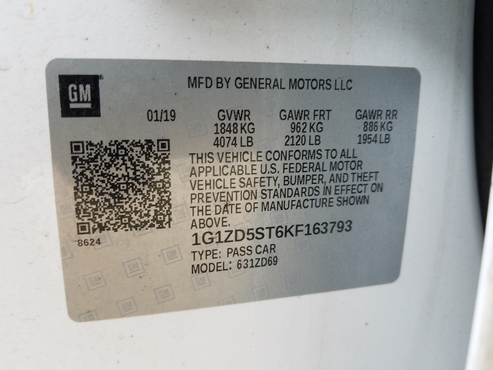 Photo 10 from auction – 2019 CHEVROLET MALIBU LT with VIN 1G1ZD5ST6KF163793