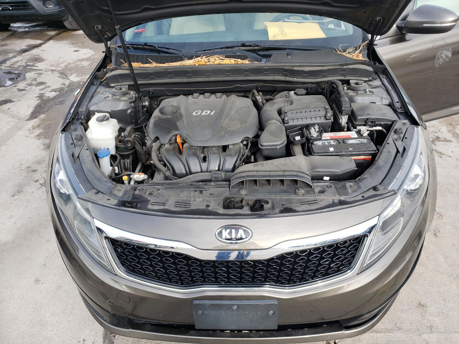 Photo 7 from auction – 2011 KIA OPTIMA LX with VIN KNAGM4A77B5163124