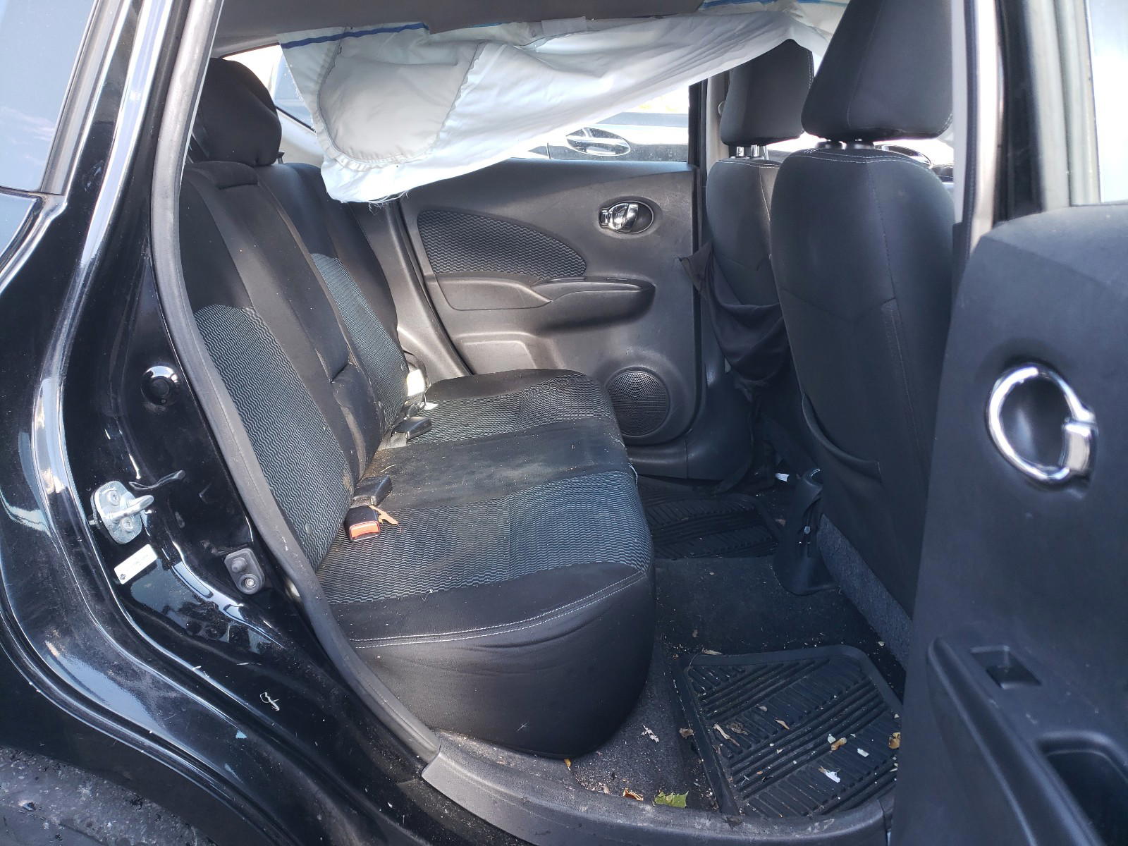 Photo 6 from auction – 2014 NISSAN VERSA NOTE with VIN 3N1CE2CP5EL406498