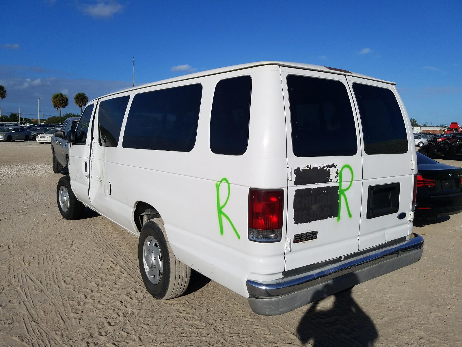 Photo 3 from auction – 2002 FORD ECONOLINE with VIN 1FBSS31L32HB19473