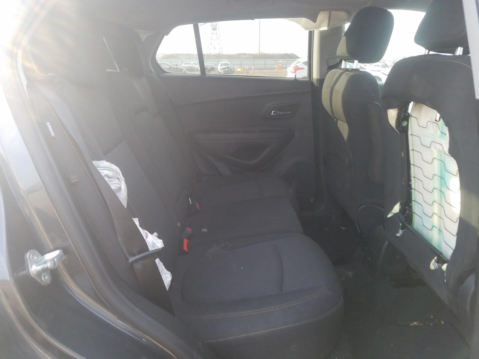 Photo 6 from auction – 2017 CHEVROLET TRAX 1LT with VIN 3GNCJLSB7HL180917