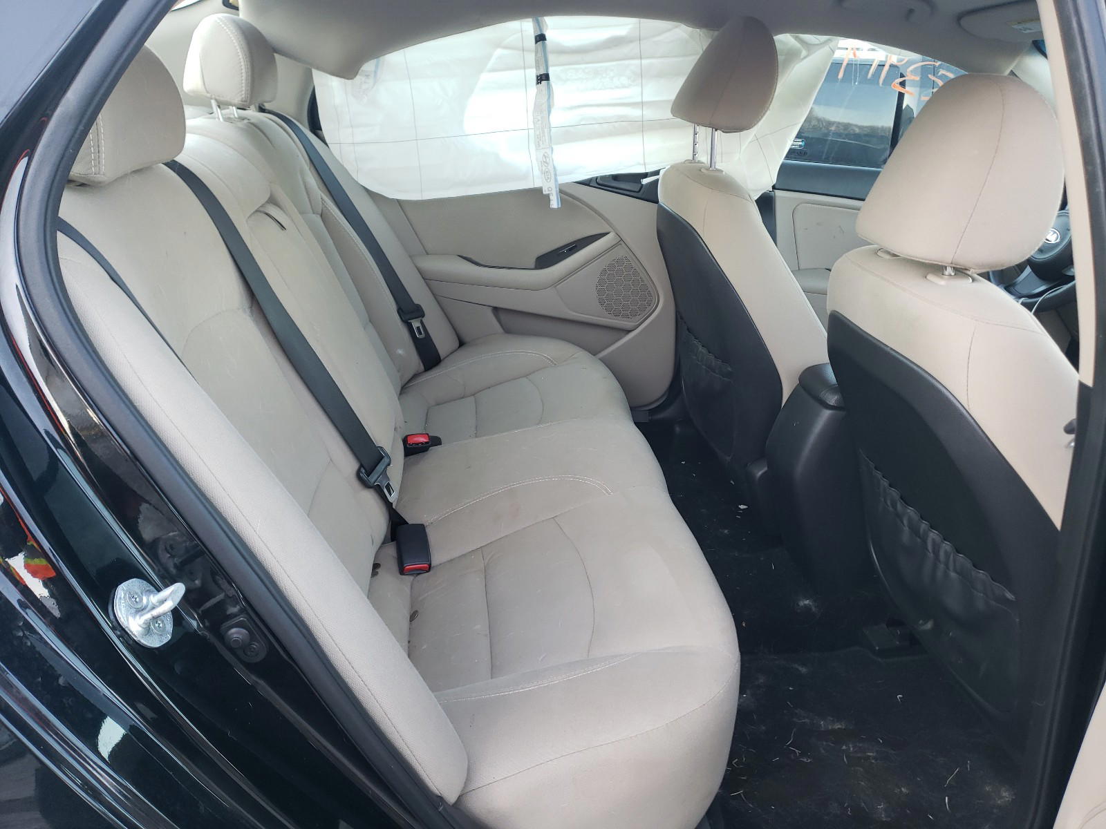 Photo 6 from auction – 2015 KIA OPTIMA with VIN 5XXGM4A72FG509794