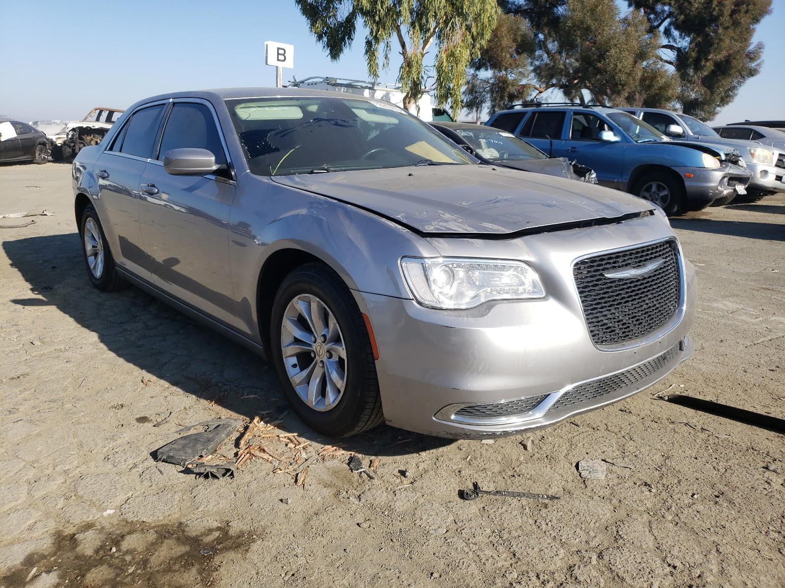 CHRYSLER 300 LIMITE 2016 with VIN 2C3CCAAG0GH243808 - Photo from auction