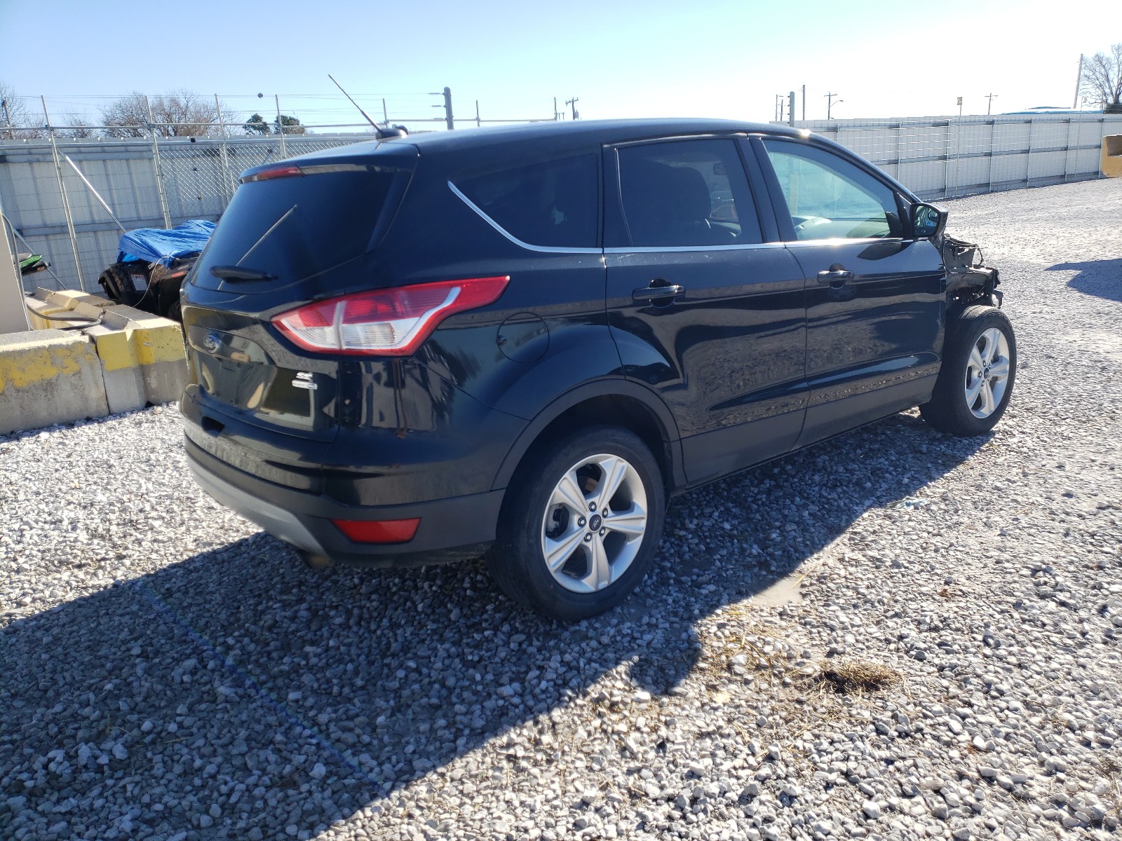 Photo 4 from auction – 2014 FORD ESCAPE SE with VIN 1FMCU9GX4EUA13354