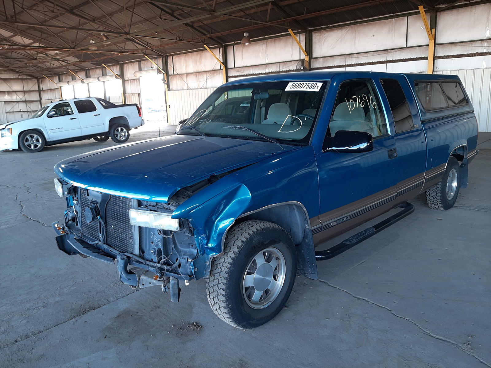 Photo 2 from auction – 1997 CHEVROLET GMT-400 C1 with VIN 1GCEC19R2VE186512