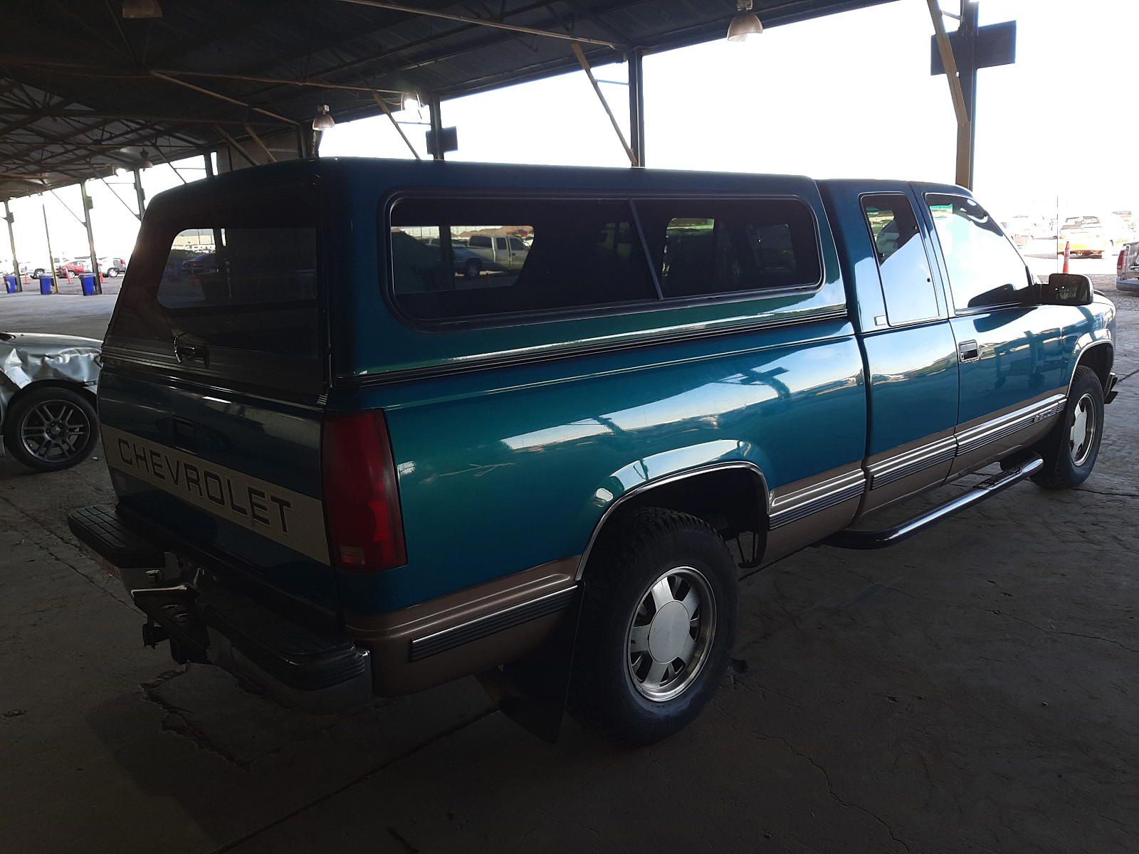 Photo 4 from auction – 1997 CHEVROLET GMT-400 C1 with VIN 1GCEC19R2VE186512
