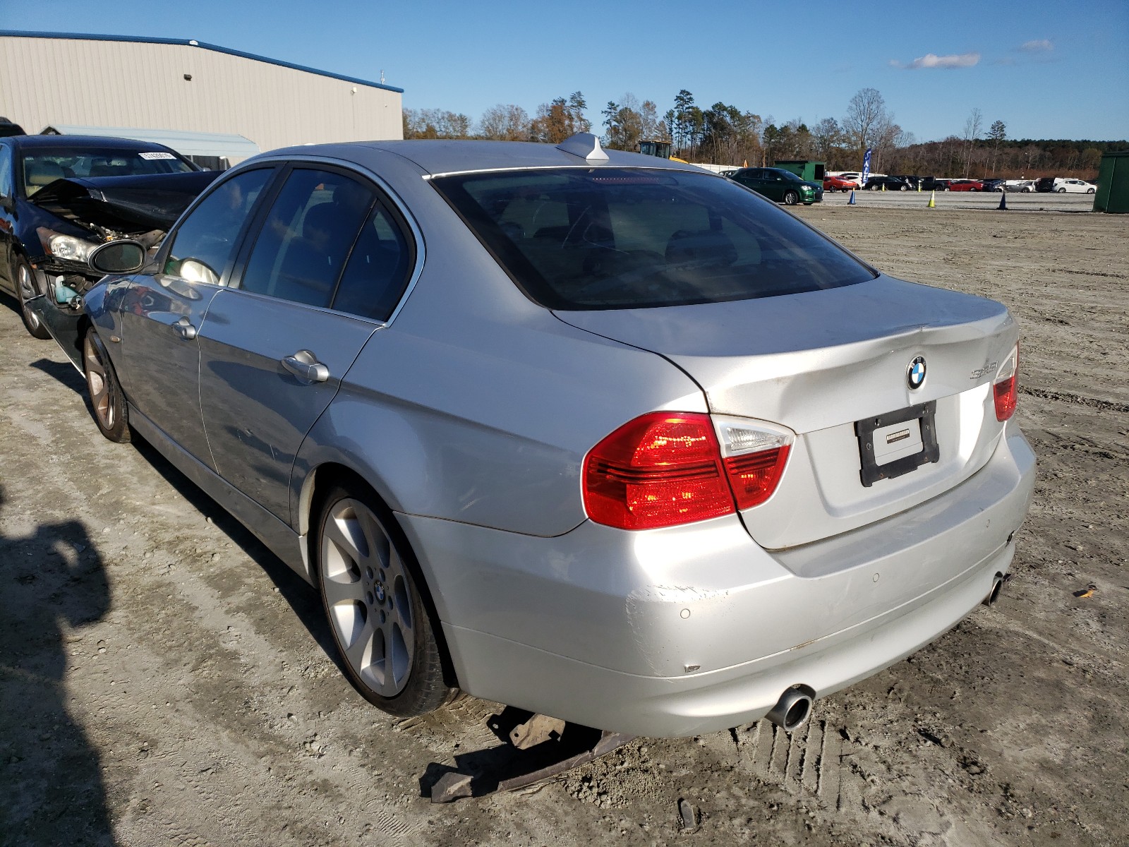 Photo 3 from auction – 2007 BMW 335 I with VIN WBAVB735X7KY60418
