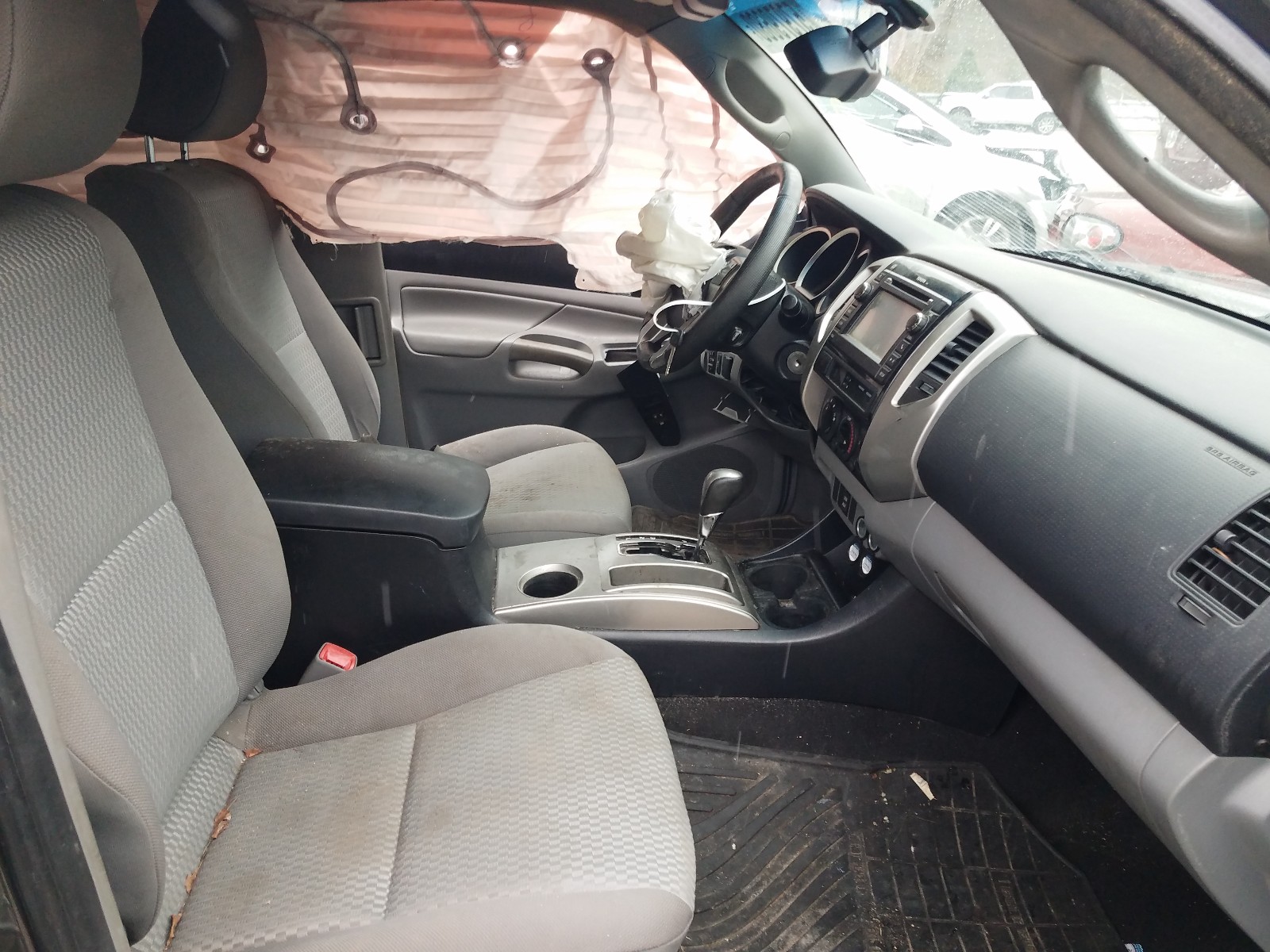 Photo 5 from auction – 2013 TOYOTA TACOMA PRE with VIN 5TFTX4GN0DX026015