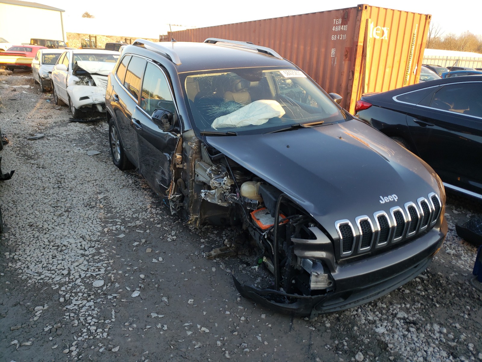 Photo 1 from auction – 2015 JEEP CHEROKEE L with VIN 1C4PJMCB6FW667287