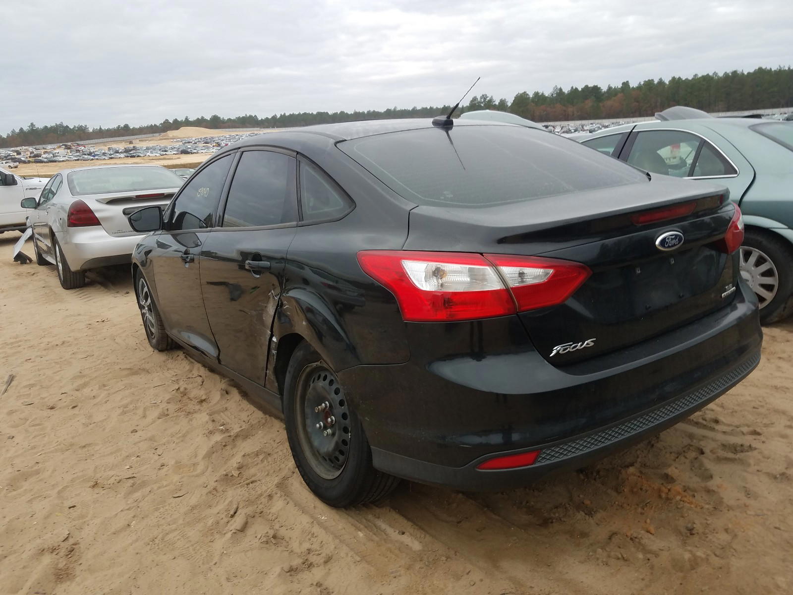 Photo 3 from auction – 2012 FORD FOCUS with VIN 1FAHP3F25CL374816