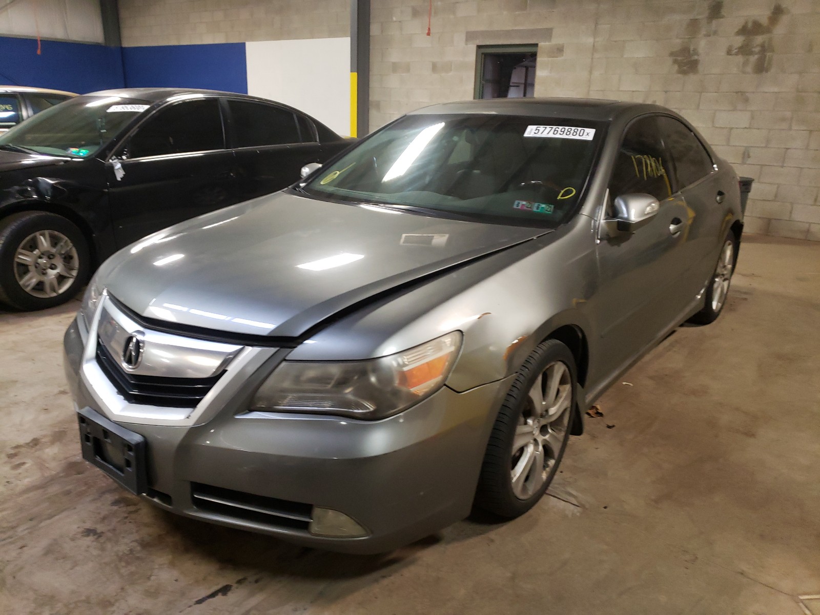 Photo 2 from auction – 2009 ACURA RL with VIN JH4KB26699C002236