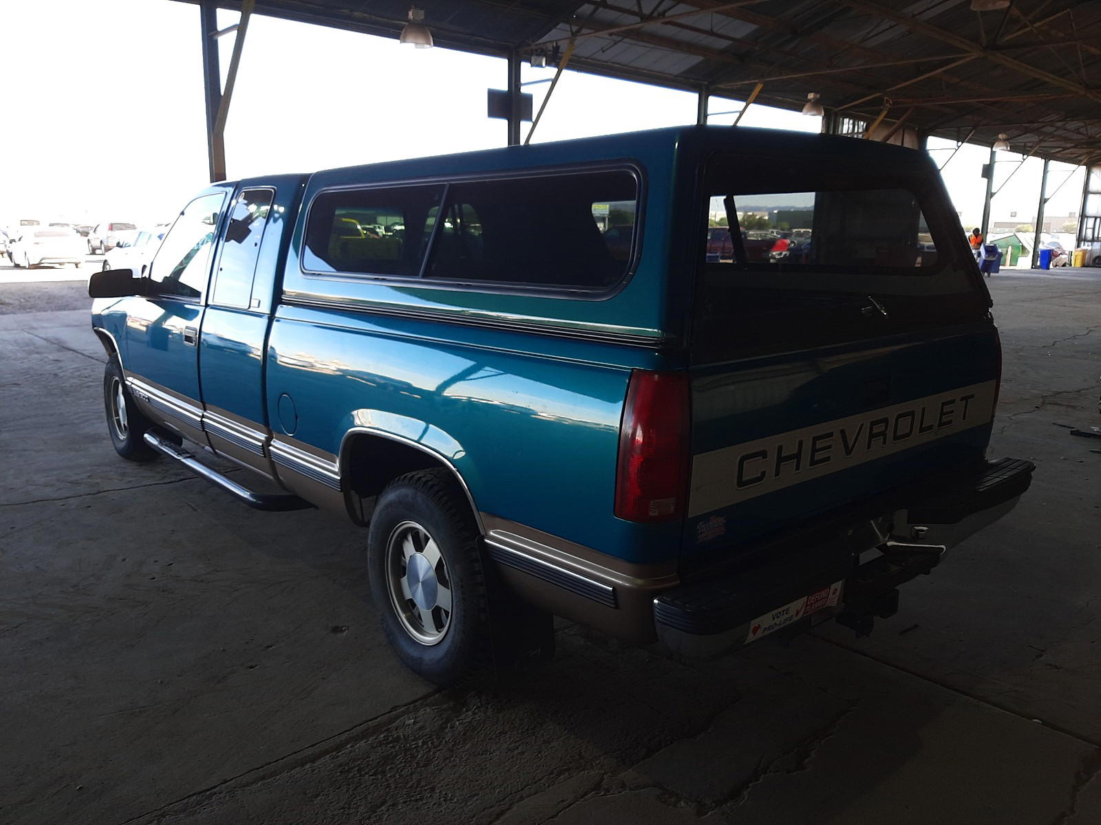 Photo 3 from auction – 1997 CHEVROLET GMT-400 C1 with VIN 1GCEC19R2VE186512