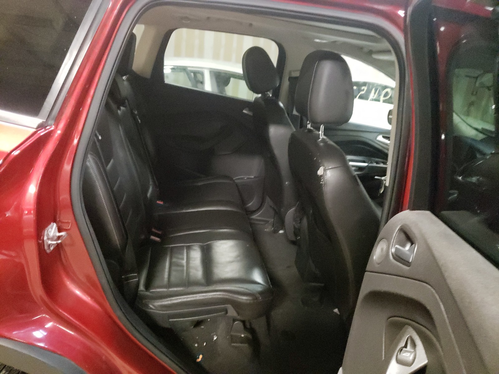 Photo 6 from auction – 2014 FORD ESCAPE SE with VIN 1FMCU9GX1EUD28676