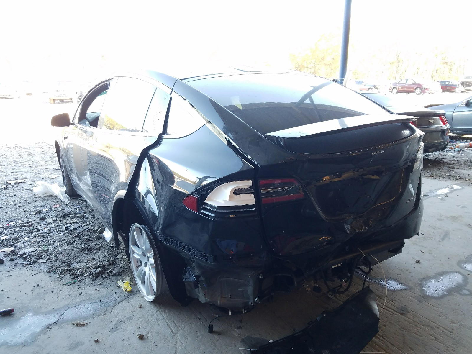 Photo 3 from auction – 2020 TESLA MODEL X with VIN 5YJXCBE27LF238025