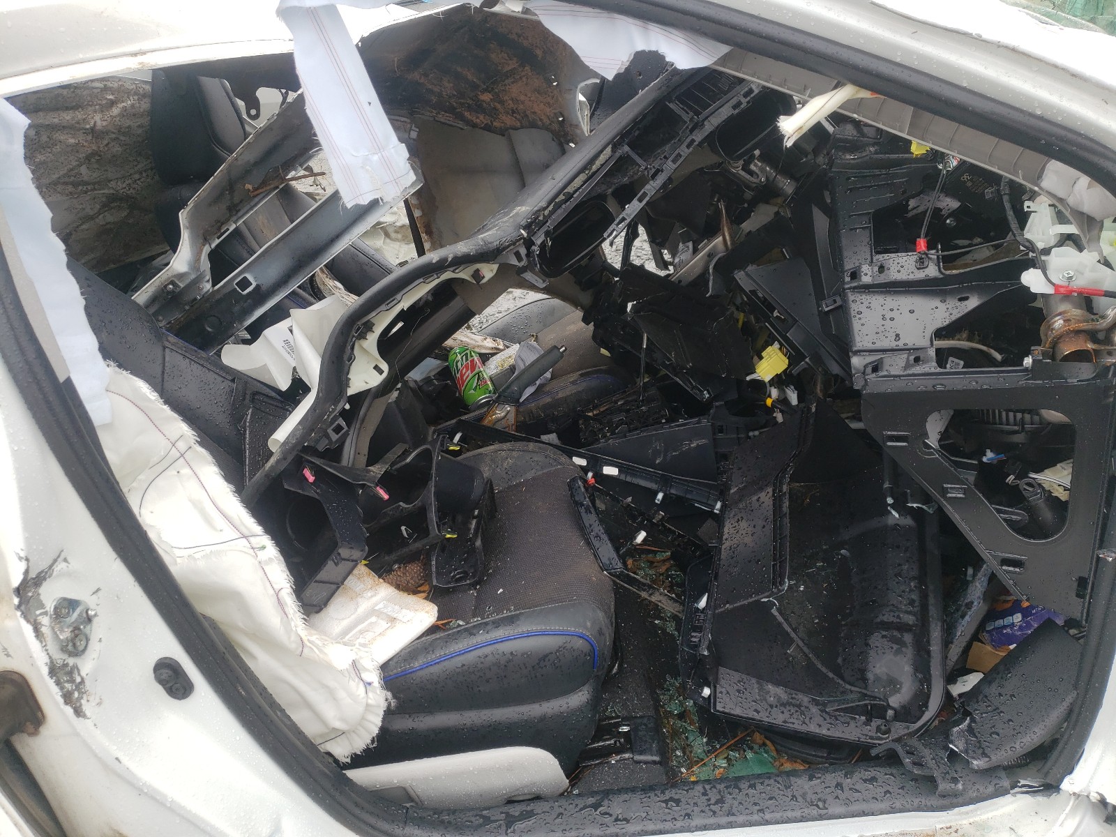 Photo 5 from auction – 2017 TOYOTA COROLLA L with VIN 2T1BURHE4HC893132