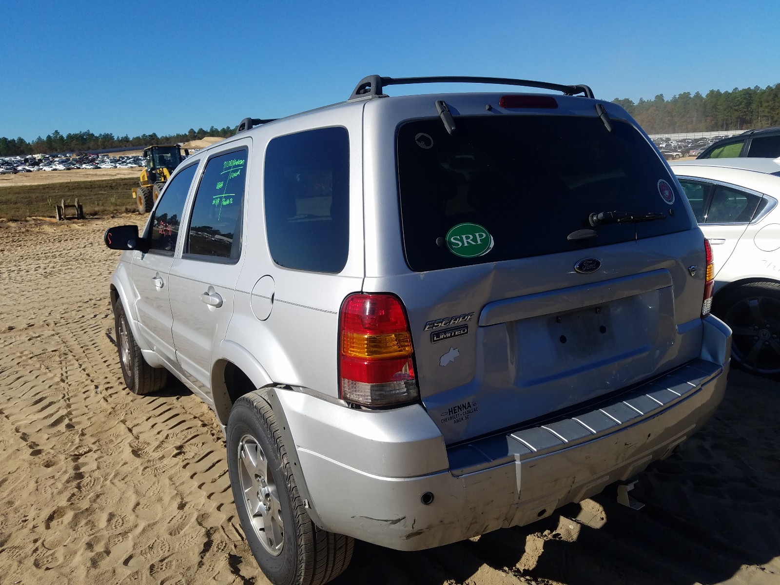 Photo 3 from auction – 2005 FORD ESCAPE LIM with VIN 1FMYU04125KC09435
