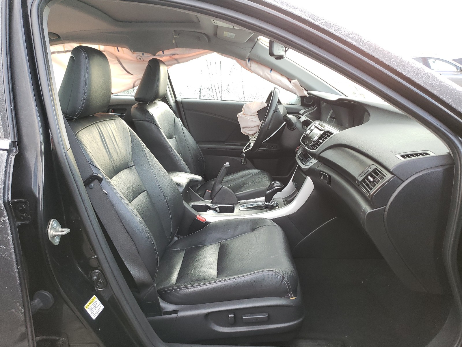 Photo 5 from auction – 2015 HONDA ACCORD EXL with VIN 1HGCR2F85FA060825