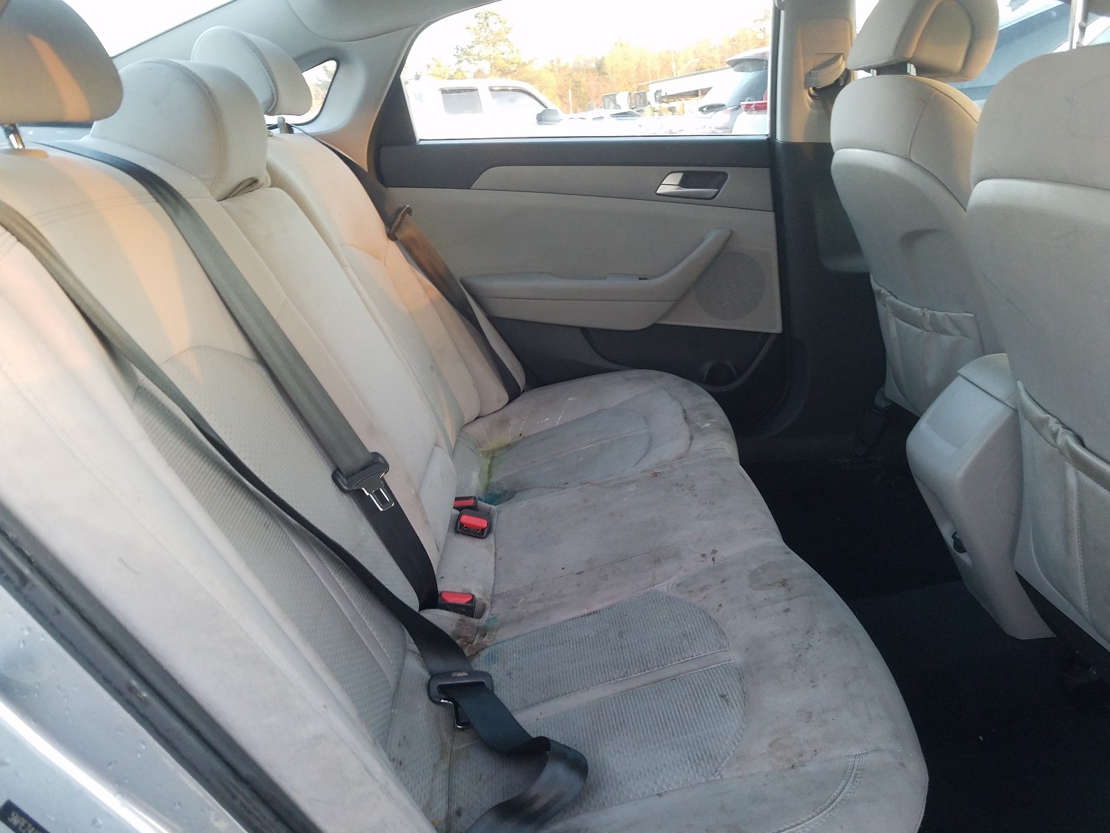 Photo 6 from auction – 2015 HYUNDAI SONATA SE with VIN 5NPE24AF3FH122941