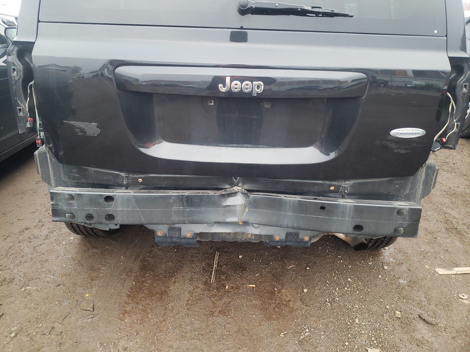 Photo 9 from auction – 2011 JEEP PATRIOT with VIN 1J4NT1GB8BD109998