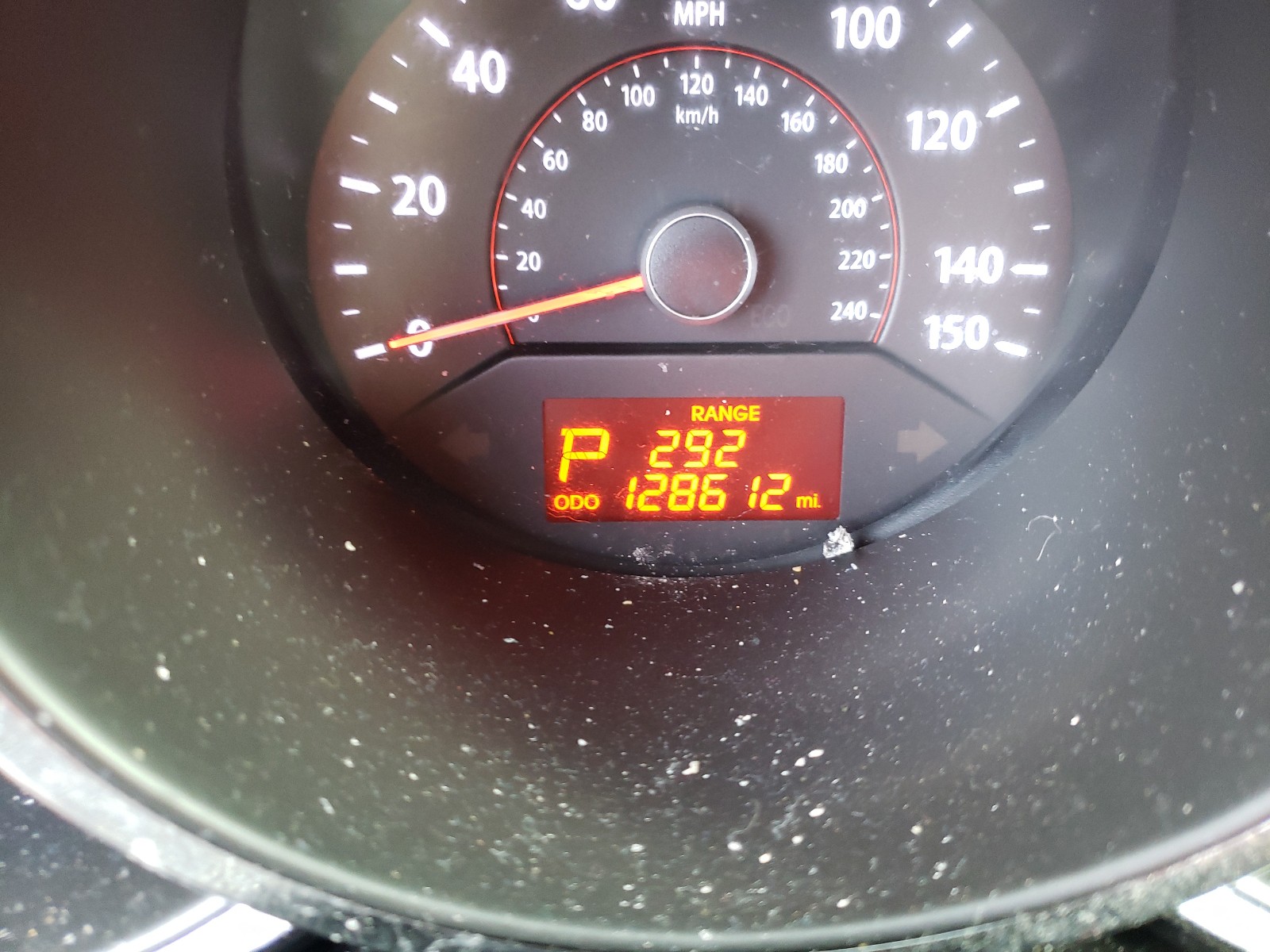 Photo 8 from auction – 2013 KIA SORENTO LX with VIN 5XYKT3A15DG419969