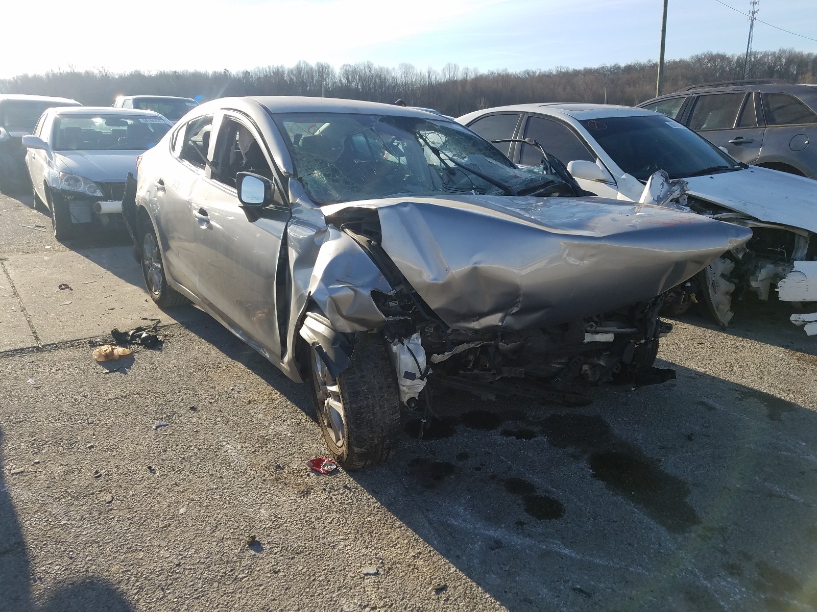 Photo 1 from auction – 2016 MAZDA 3 SPORT with VIN JM1BM1U75G1326360