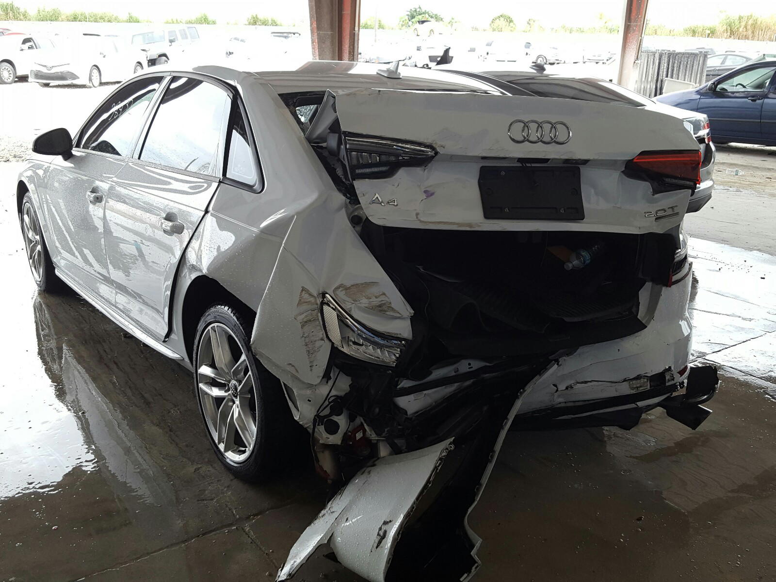 Photo 3 from auction – 2017 AUDI A4 ULTRA P with VIN WAUKMAF46HN056940