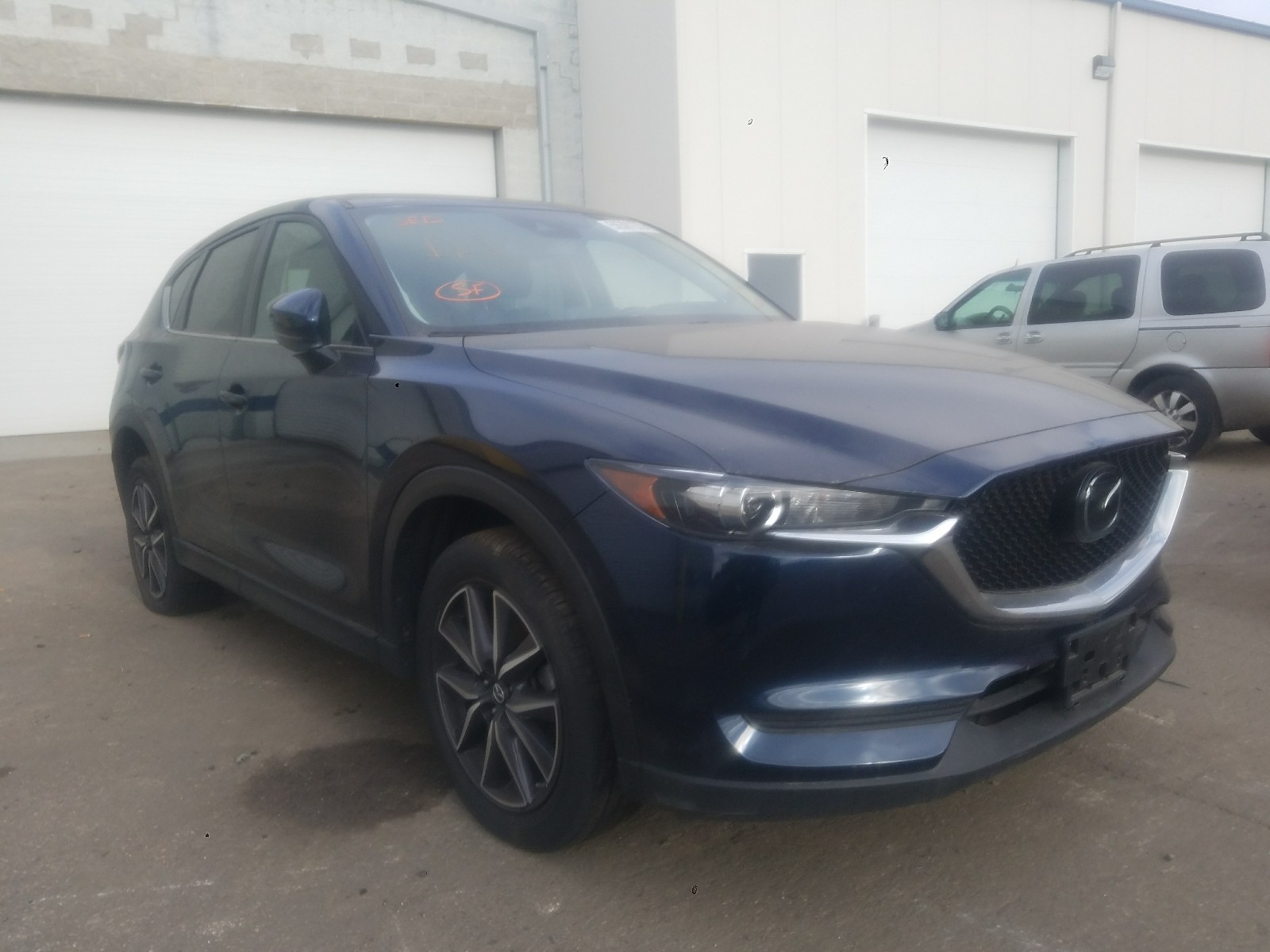 MAZDA CX-5 TOURI 2018 z numerem VIN JM3KFBCM3J0456486 - Zdjęcie z aukcji