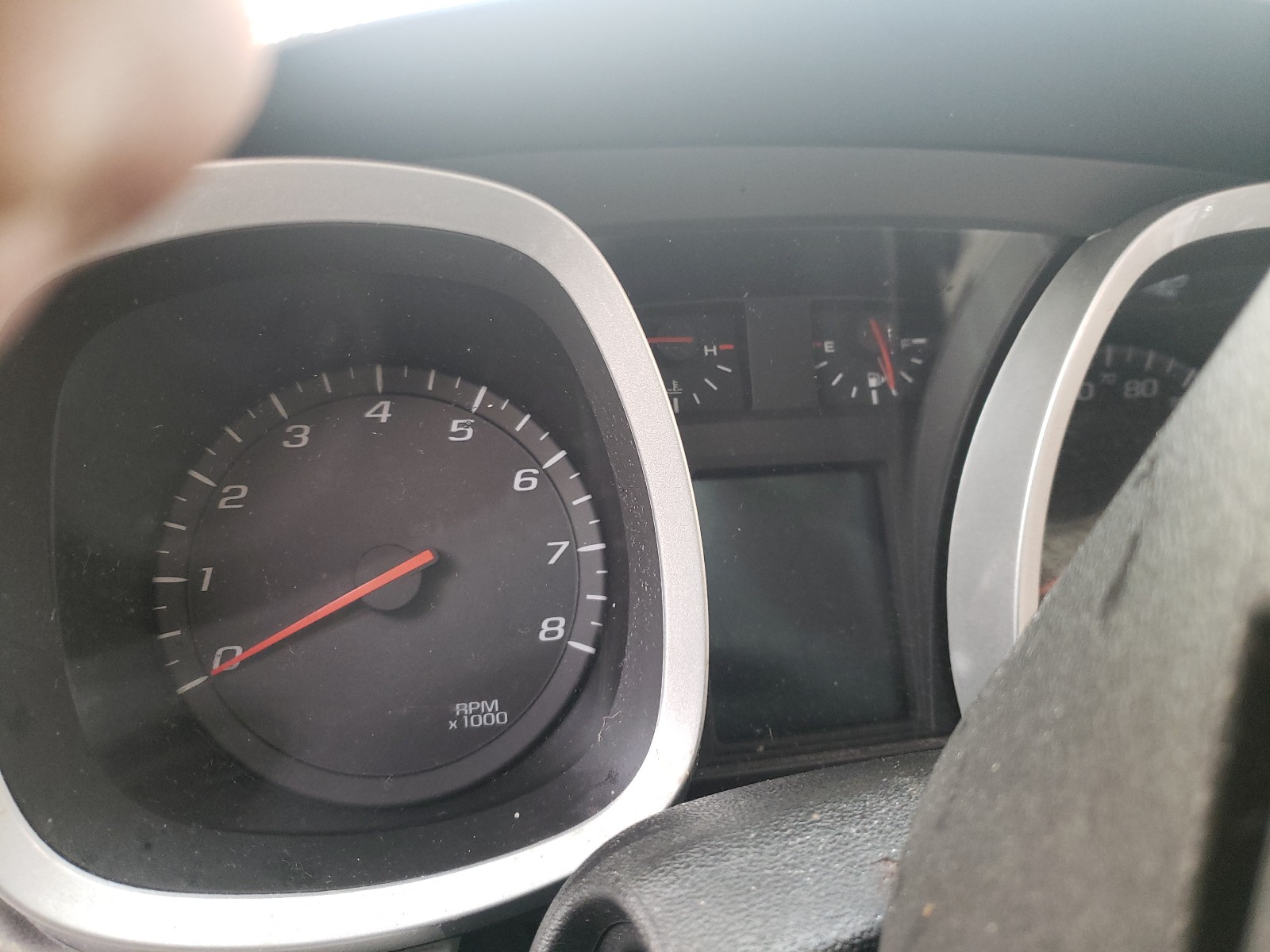 Photo 8 from auction – 2016 CHEVROLET EQUINOX LS with VIN 2GNALBEK1G6337125