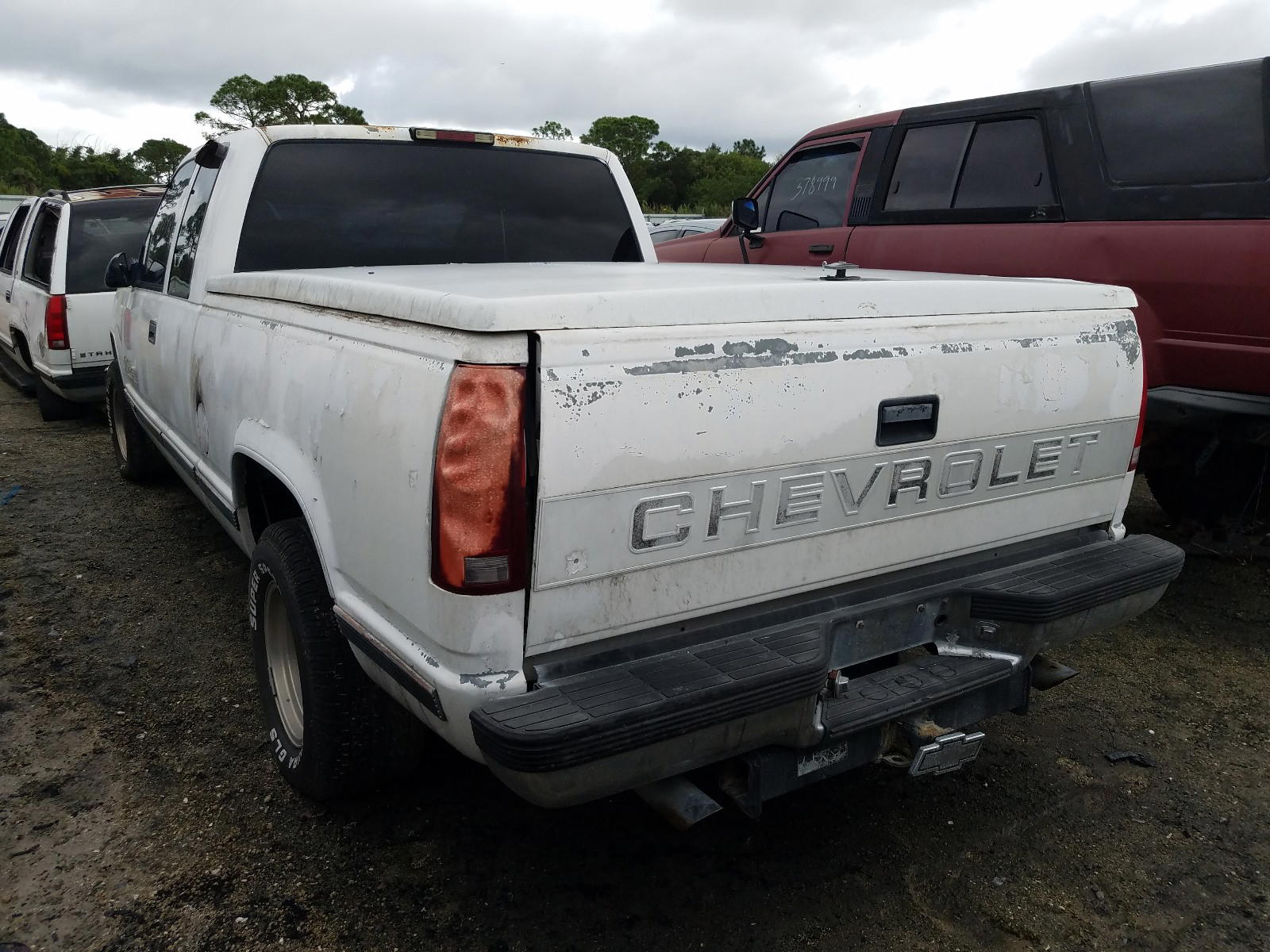 Photo 3 from auction – 1997 CHEVROLET GMT-400 C1 with VIN 2GCEC19R1V1160081