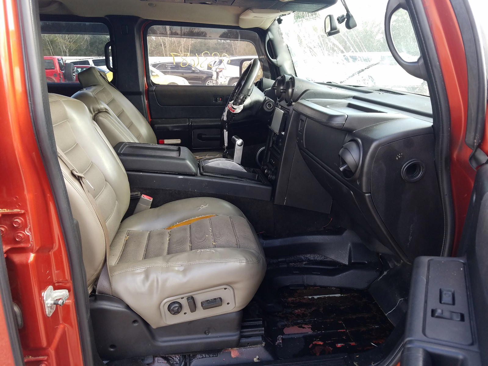 Photo 5 from auction – 2003 HUMMER H2 with VIN 5GRGN23U03H127930